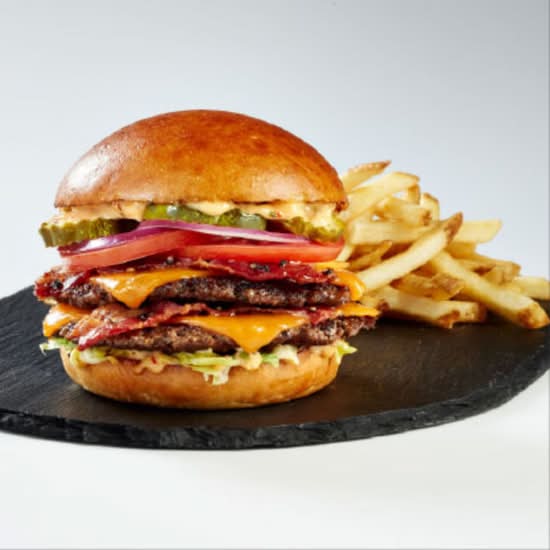 Maple Bacon & Cheddar Smash Burger