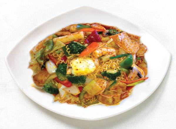 39. Stir Fried Ramen w/Rice Cake