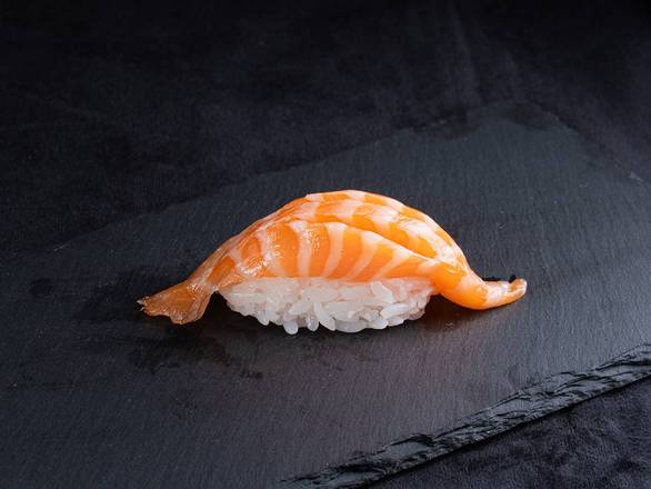 Salmon Belly Sushi / pc