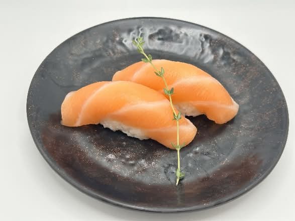 Salmon|Sake Sushi (2p)