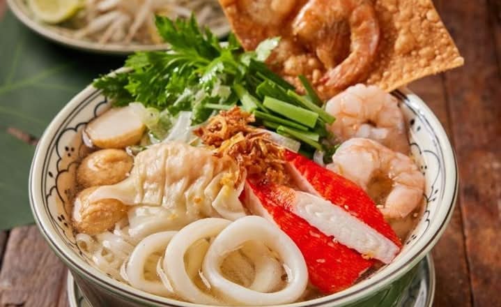 Seaside Rice Noodle Soup