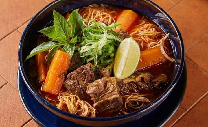 Chill Beef Egg Noodle Stew