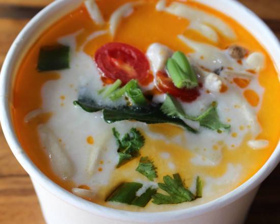 Tom Kha