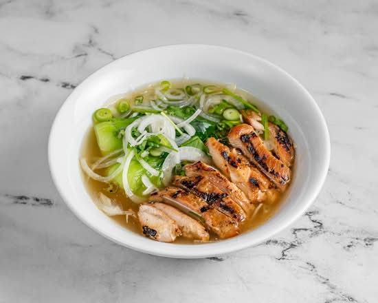 M03.Soupe de nouilles au poulet grillé | Grilled Chicken Noodle Soup |  Mì gà nướng nước