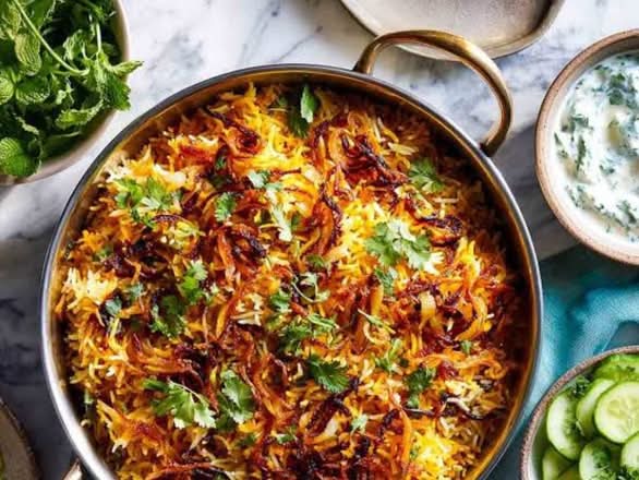 P1. Bombay Chicken Tikka Biryani