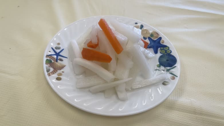 Crispy Pickled Radish
