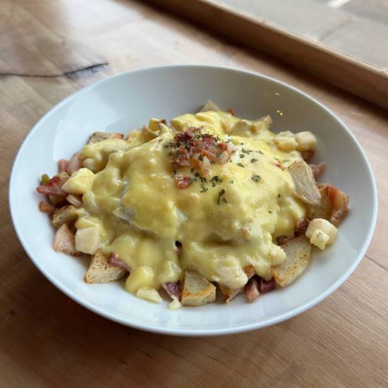 Breakfast Poutine