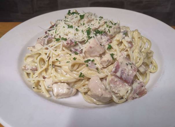 Chicken Alfredo Carbonara