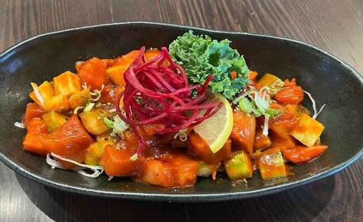 Spicy tuna sashimi