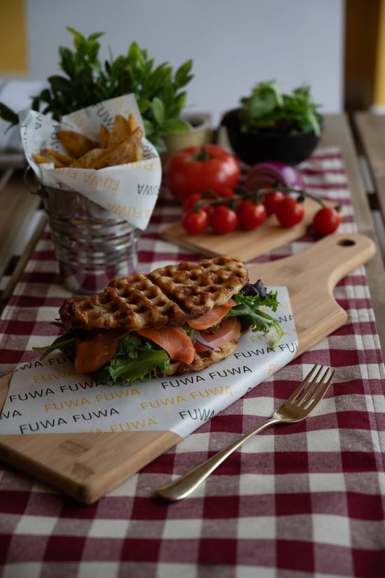 Smoked Salmon Croffle
