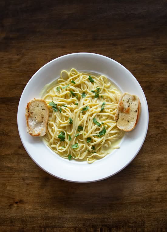 Linguini Alfredo Pasta
