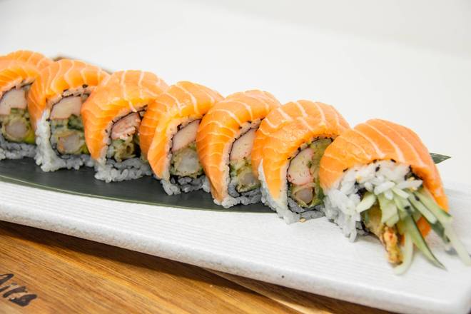 Red Dragon Roll (8pcs)