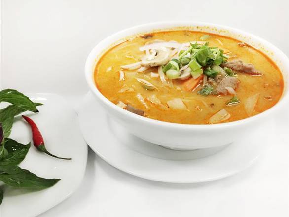 S14.Tom Yum PHO(w/Beef)