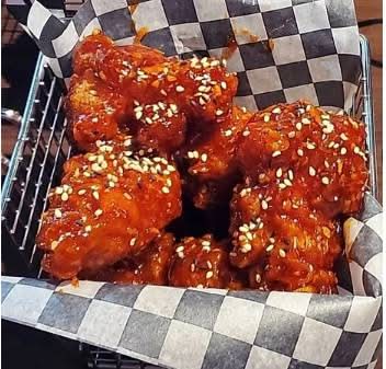 Sweet and Spicy Chicken Wing