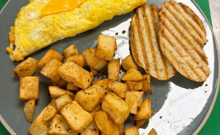 Cheesy omelette / Omelette au fromage