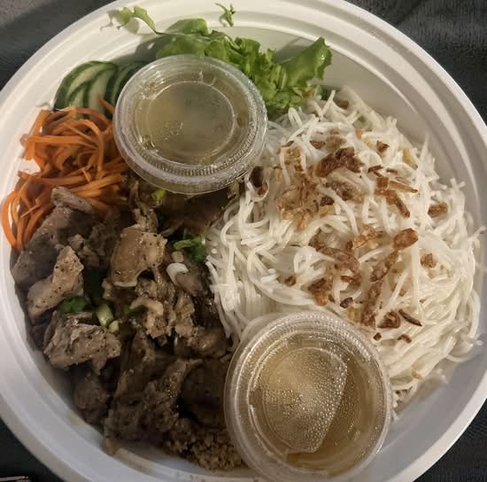 B2. Vermicelli with Grilled Honey Marinated Pork