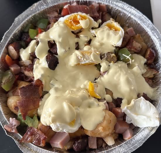 Breakfast Poutine