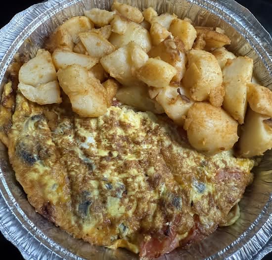 Cheddar, Tomato, and Mushroom Omelette