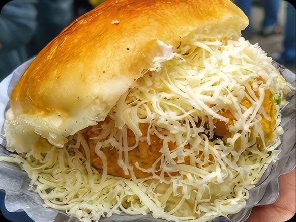 Milan Special Cheese Vada Pav