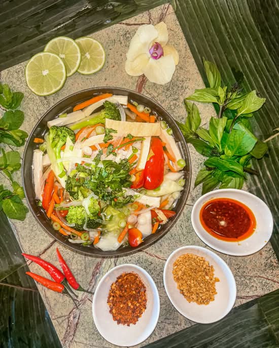 Phở Vegan (Vegetable Broth)