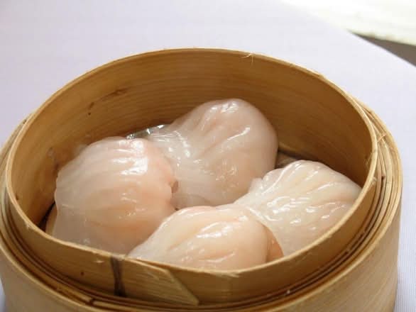 Boulettes de Crevette à la Vapeur (Steamed Shrimp Dumplings) 虾饺 (4 pieces)