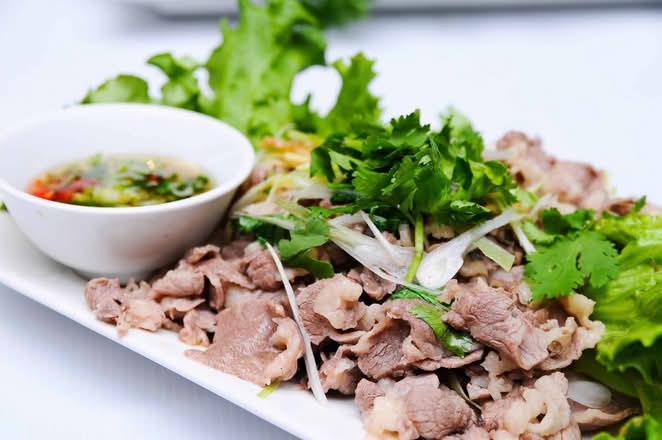 A04. Bœuf Tendre À La Vapeur / Tender Steamed Beef