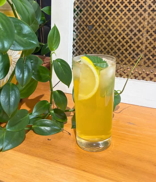 Iced Peach Green Tea