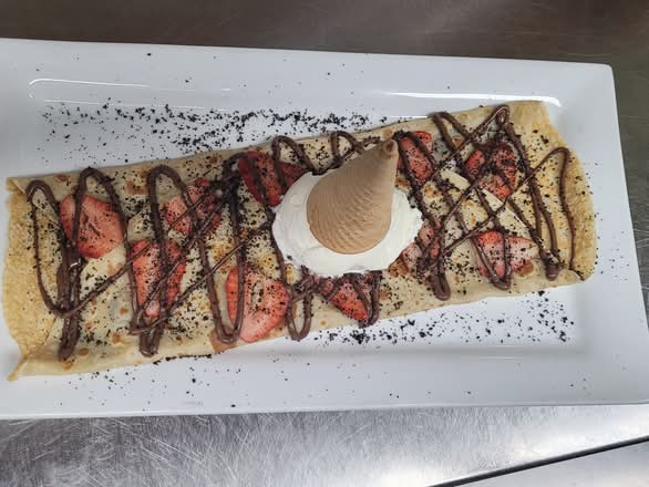 Stawberry Nutella Oreo Cookie Crumble