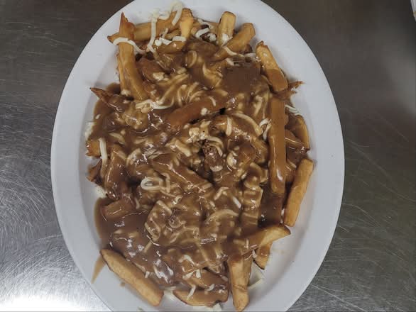 Classic Poutine
