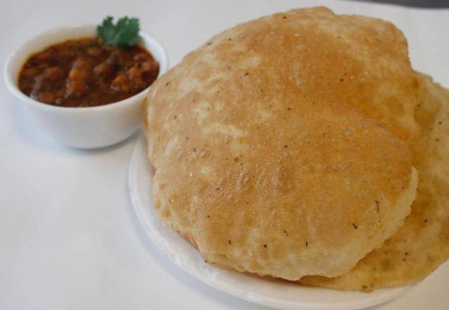 Chana Bhatura