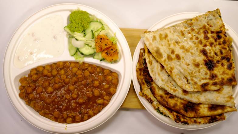 Amritsari Kulcha Plate