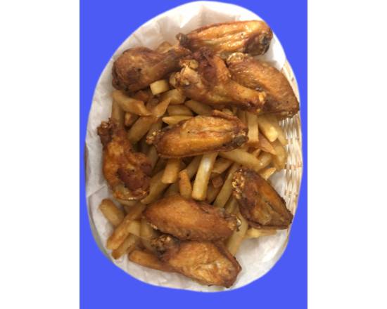 Chicken Wings with Fries