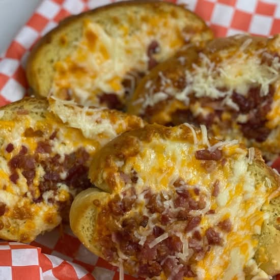 Garlic cheese Bread
