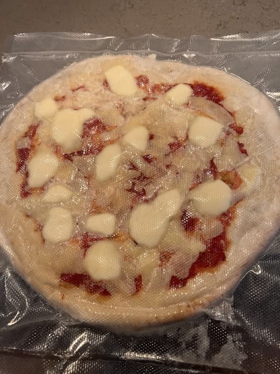Frozen Margherita Pizza