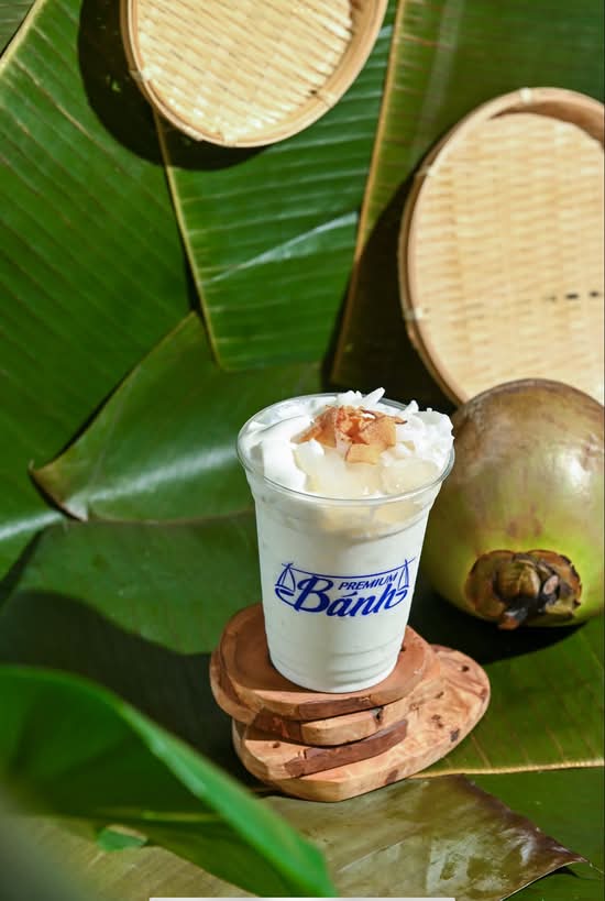 Coconut chè ( Chè Dừa Dầm)