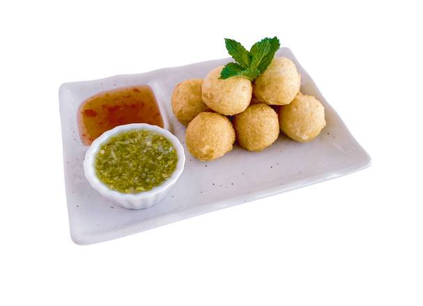 08 Deep-fried Fish Balls with Duo Dips
