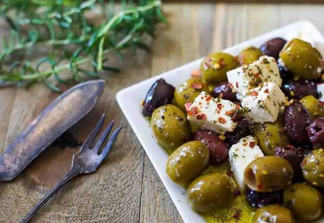 Feta & Olives / Feta & Olives