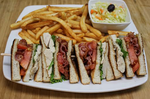 Club sandwich / Club Sandwich