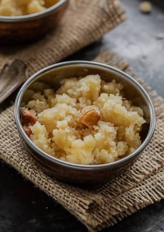 Sooji ka Halwa
