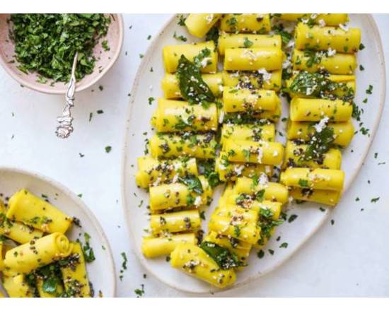 Khandvi (1 lb)