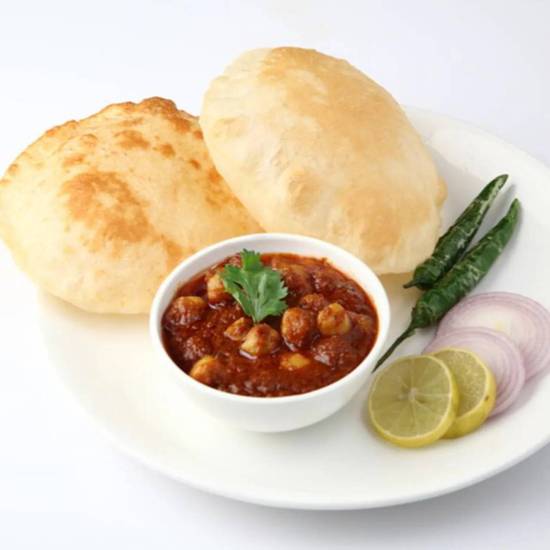 Chole  Bhature (2pcs)