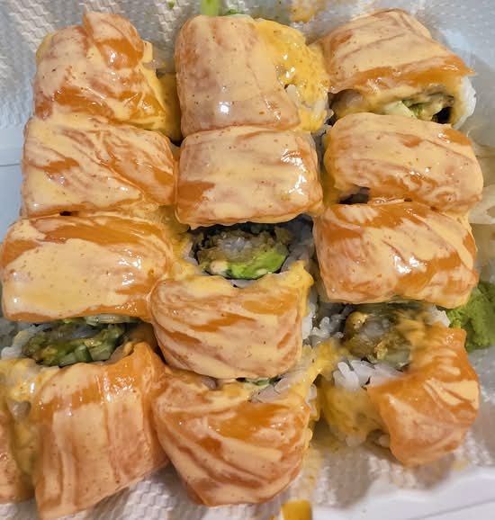 Pink Lady Roll (8pcs)