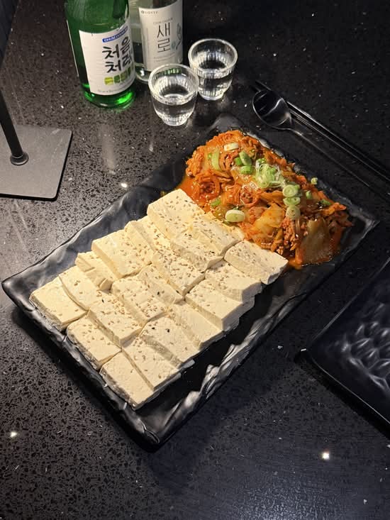 Tofu Kimchi / 두부김치