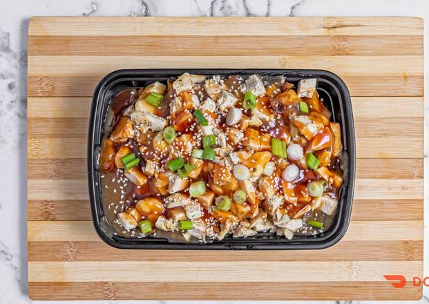 BBQ Chicken Poutine