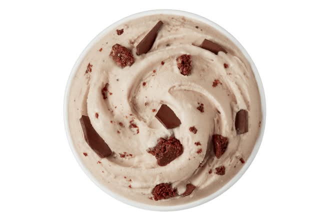 NEW! Mocha Brownie Mudslide BLIZZARD® Treat