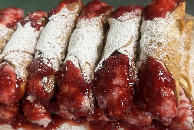 Strawberry Cheesecake Cannoli