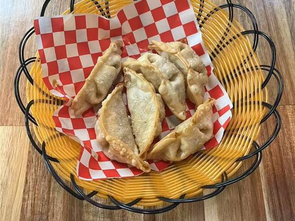 Vegetable Gyoza (6 pc)
