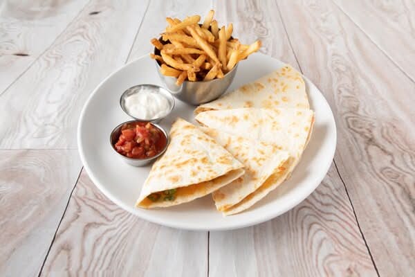 CHICKEN QUESADILLA
