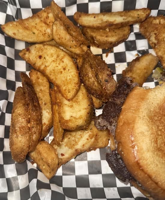 Home Made 1/2 Lb Angus Burger w/ wedges