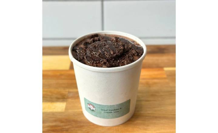 Vegan Oreo Cookies and Cream Ice Cream